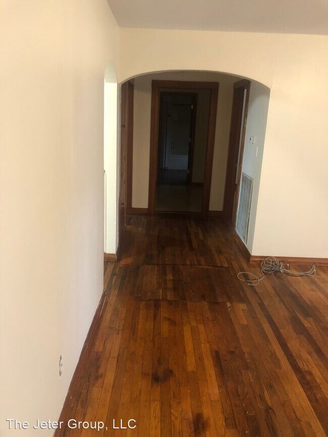 Foto del edificio - 2 br, 1 bath House - 590 Church St
