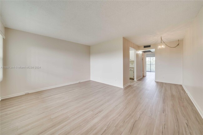 Building Photo - 750 SW 133rd Terrace