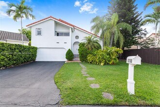 Building Photo - 6768 SW 104th Ave