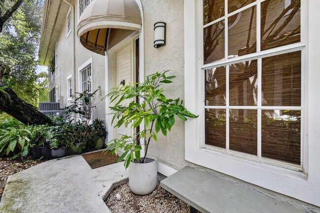 Building Photo - 2864 Winding Oak Ln