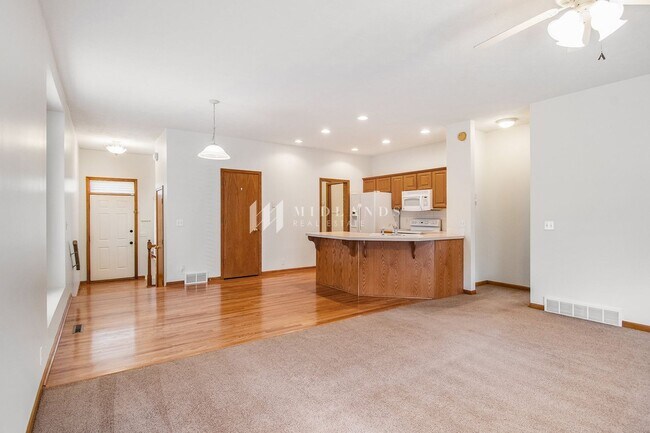 Foto del edificio - Bellevue Ranch!