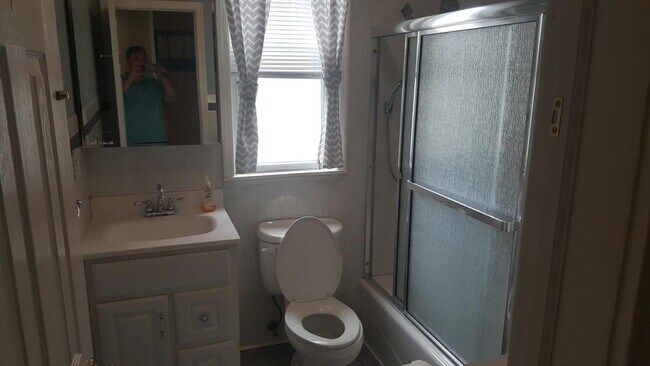 Bathroom - 42 Union Ave