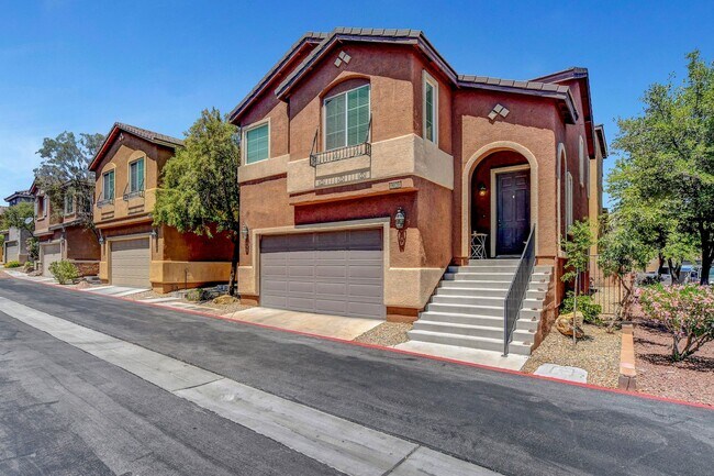 Building Photo - 3 Bedroom Split Level Home in Centennial H...