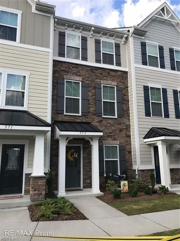Primary Photo - 2 br, 2.5 bath House - 573 Marc Smiley Rd