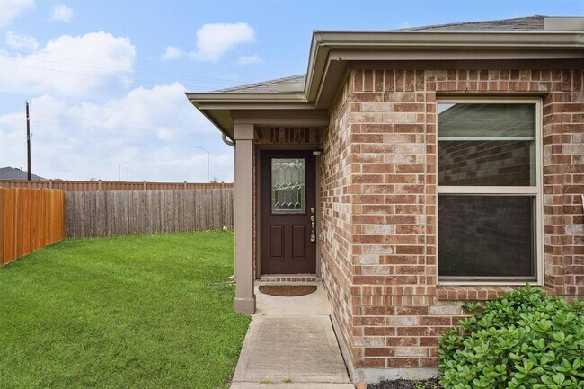 Building Photo - 12431 Skyview Cres Ct