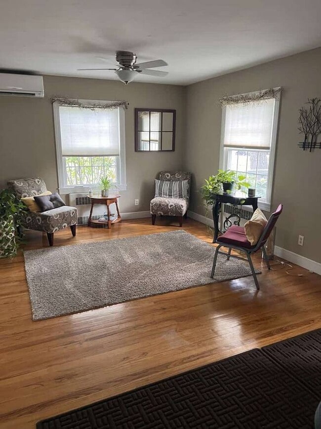 152 Northampton St, Easthampton, MA 01027 House Rental in Easthampton