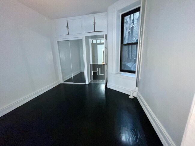 Building Photo - Beautiful + Bright 2 Bedroom in East Harlem