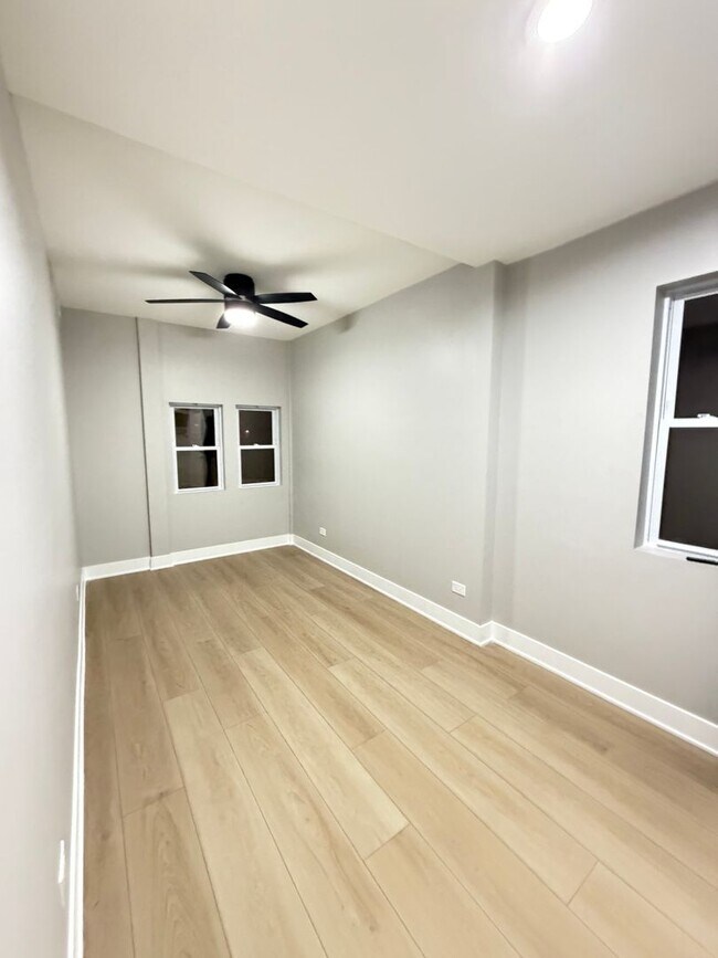 Foto del edificio - 6350 S St Lawrence Ave