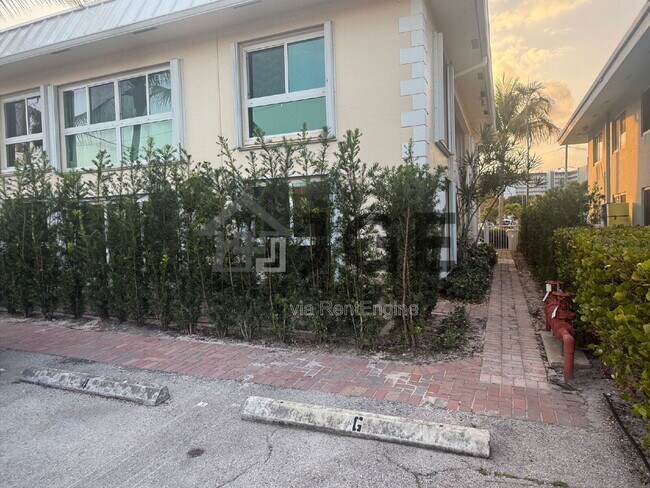 Foto del edificio - 861 SE 22nd Ave