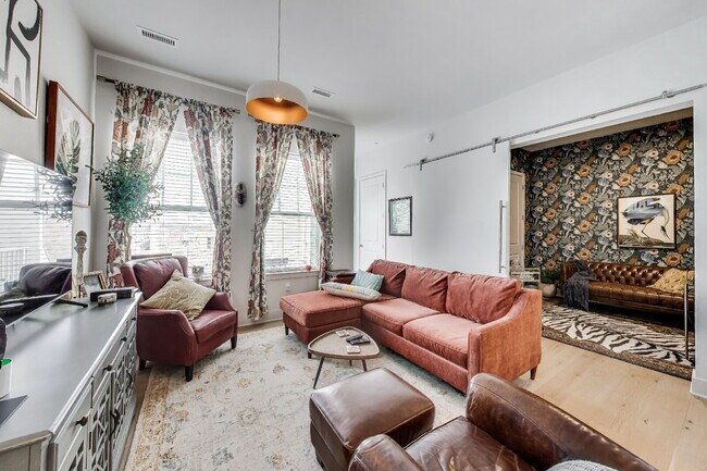 Foto del edificio - Luxury Living Awaits!