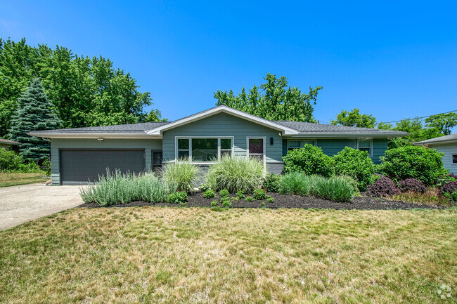 Building Photo - 2601 Paulmar Ave