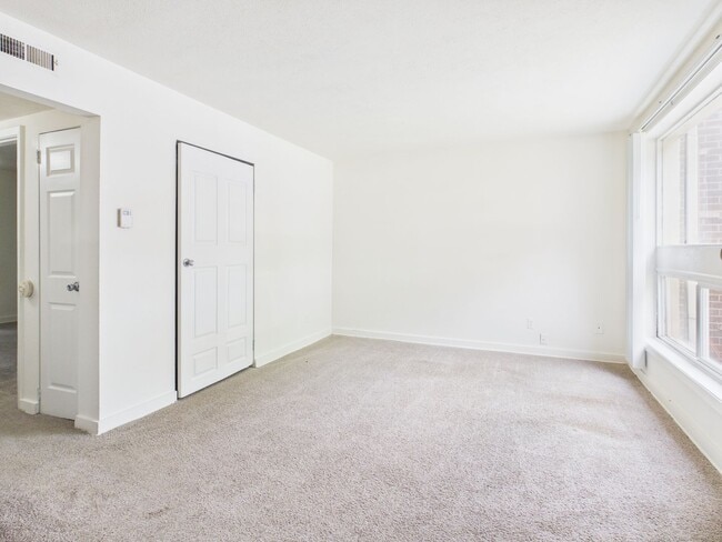 Interior Photo - Forest Square Apartments