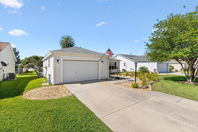 Foto del edificio - 17076 SE 96th Chapelwood Cir
