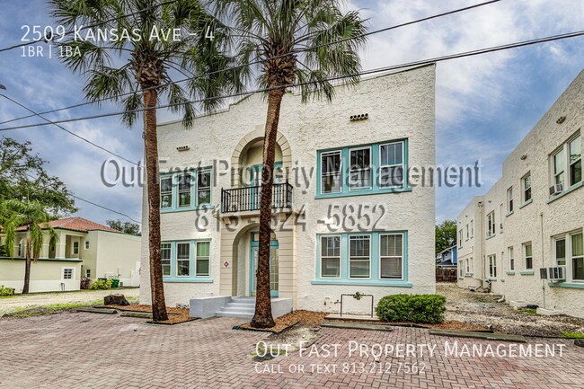 Foto del edificio - 2509 W Kansas Ave