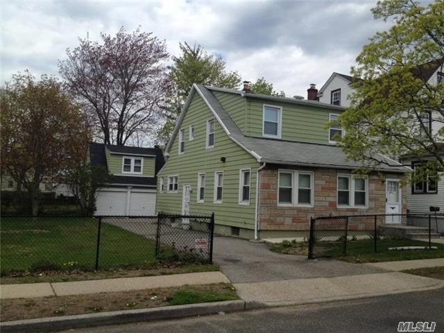 Foto principal - 1043 Braxton St