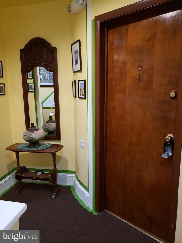 Foto principal - 9 Princeton Ave