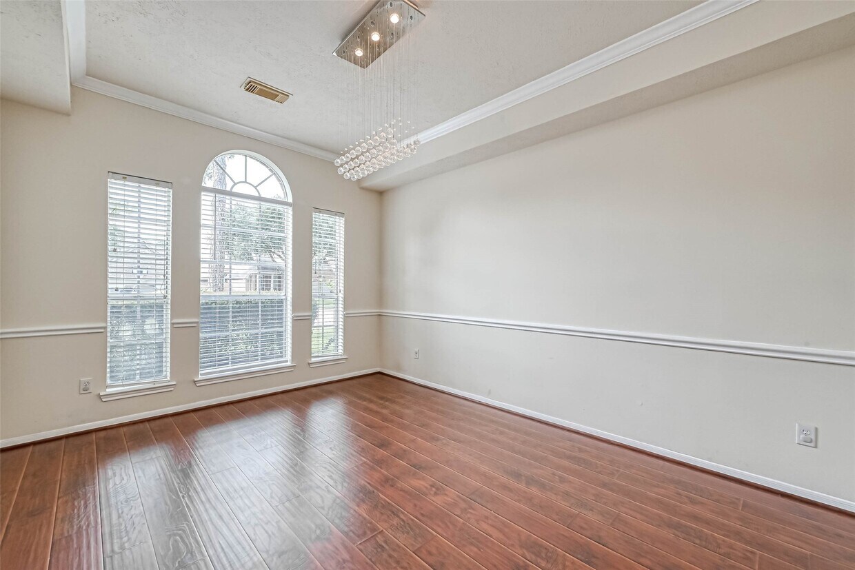 Building Photo - 17935 Western Pass Ln