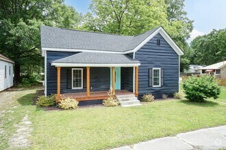 Building Photo - 823 Branch St