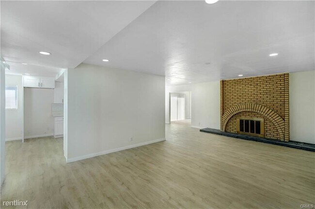 Foto del edificio - 4 br, 2 bath House - 1686 E Edgecomb St