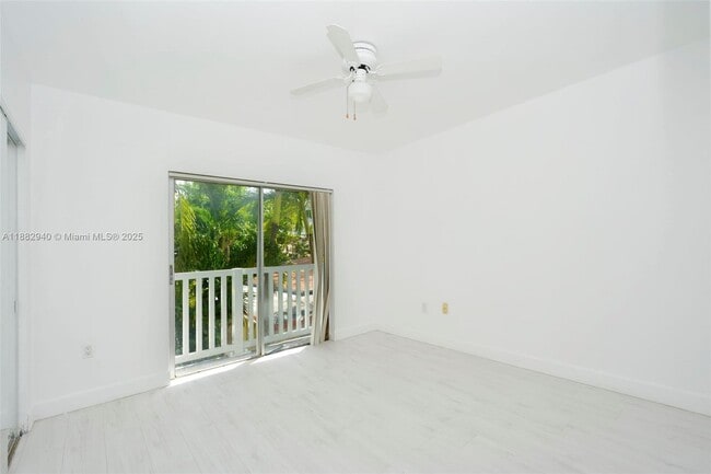 Building Photo - 344 Meridian Ave