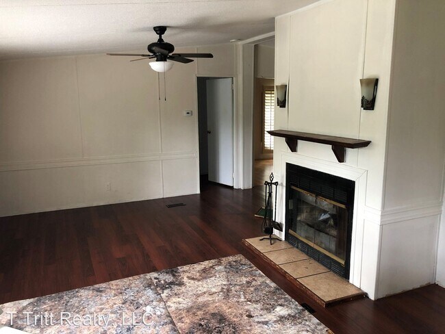 Building Photo - 3 br, 2 bath House - 1039 Thomas St