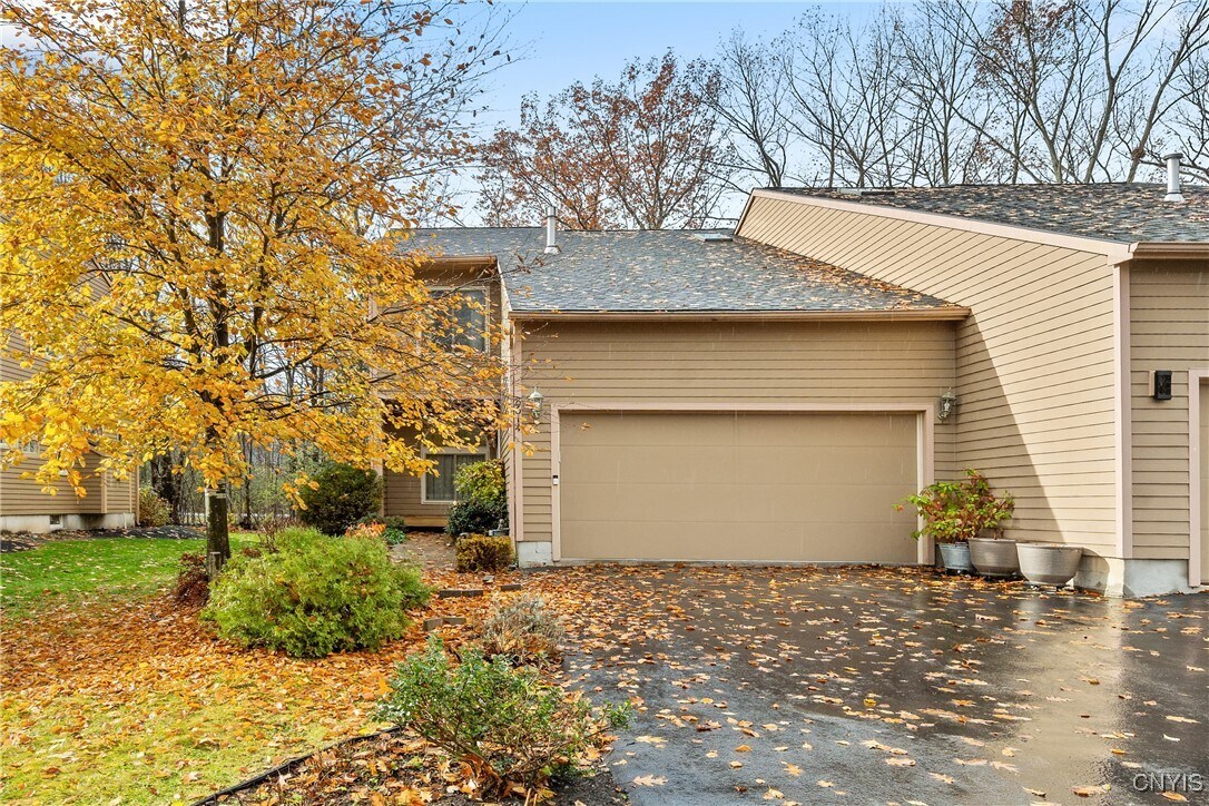 Foto principal - 8614 Wrenwood Cir