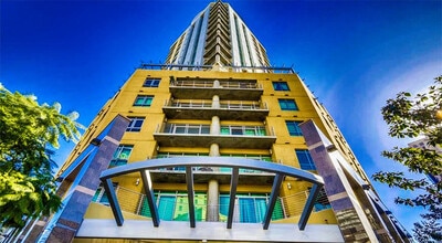 Building Photo - 801 Ash St