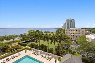 Building Photo - 3301 Bayshore Blvd