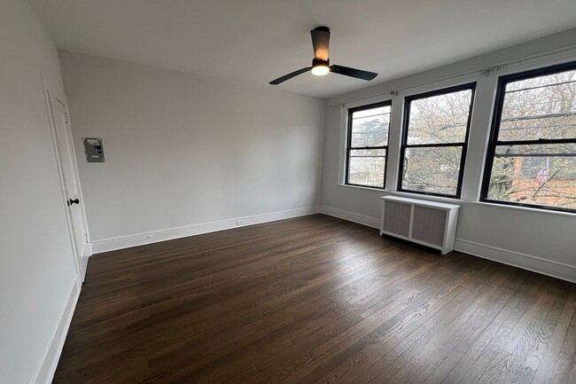 Foto del edificio - 127 Watchung Ave