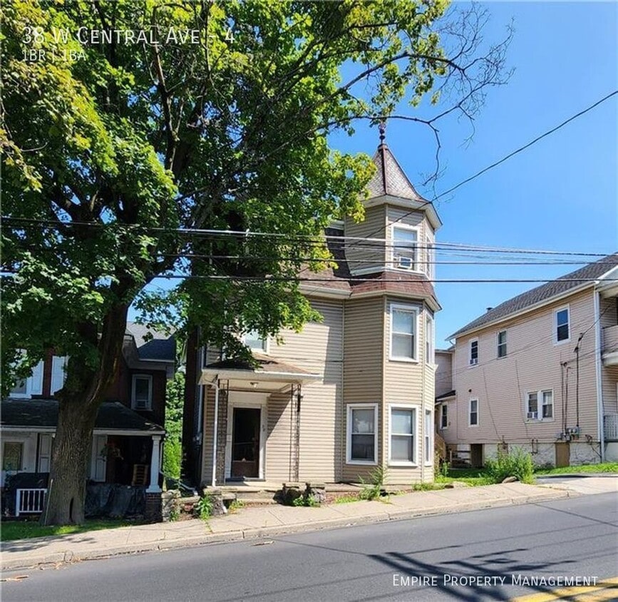 Primary Photo - Studio Apartment in Bangor, PA!