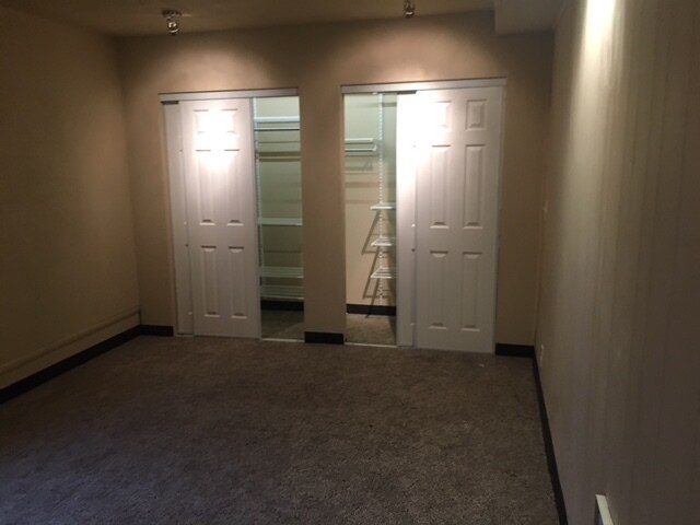 Building Photo - 6701 S Downing Circle West
