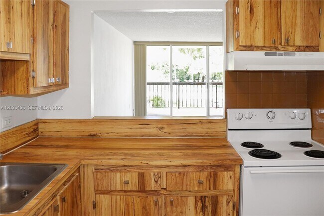 Foto del edificio - 10425 SW 112th Ave