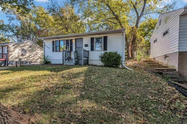 Building Photo - Charming 3-Bedroom, 1-bathroom home locate...