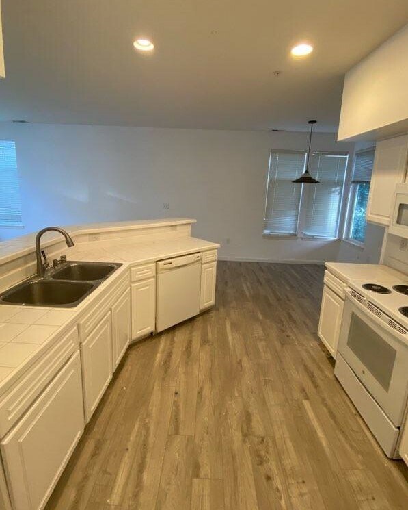 Foto del edificio - 22760 NE 4th Pl
