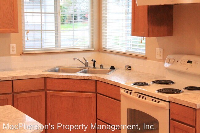 Foto del edificio - 3 br, 2 bath House - 1611 94th Ave NE