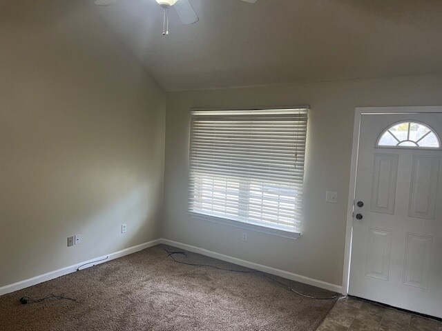 Foto del edificio - 207 Bailee Ave