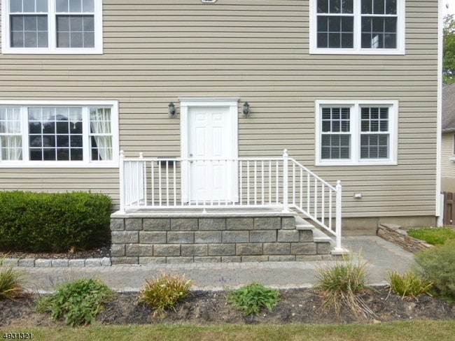 Building Photo - 60 Belleview Ave