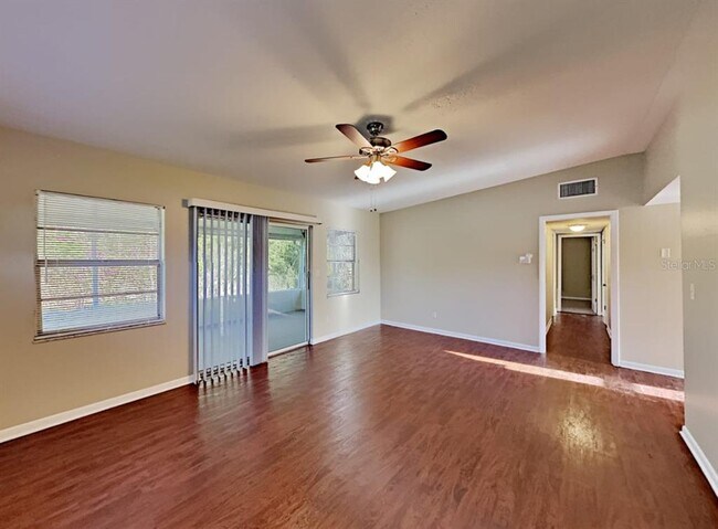 Building Photo - 1334 Nimrod St