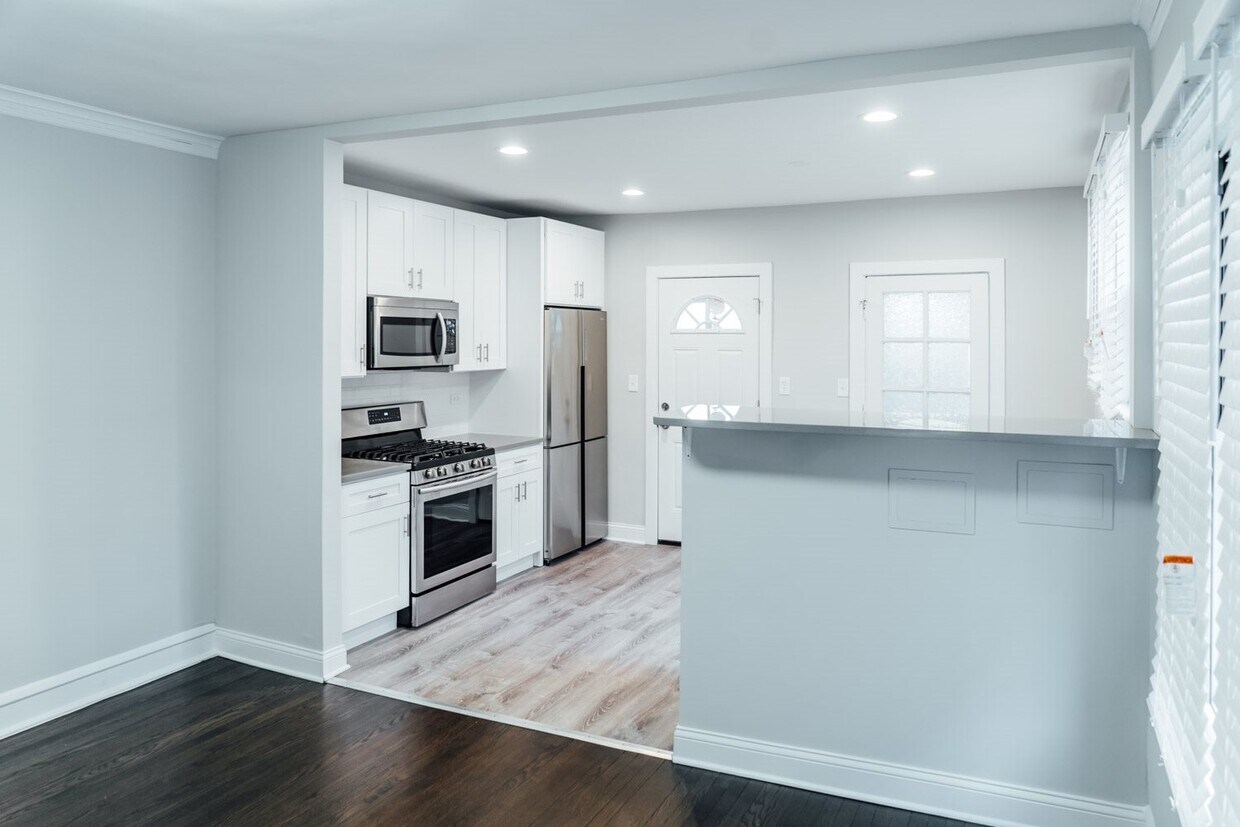 Foto principal - 5259 W Nelson St
