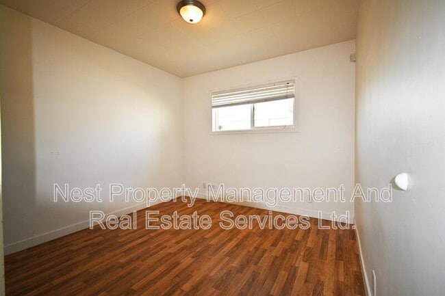Building Photo - 471 S Lyon St