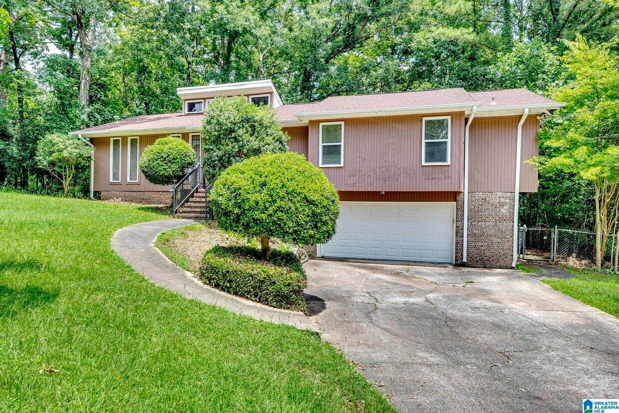 Primary Photo - 4917 Indian Valley Rd