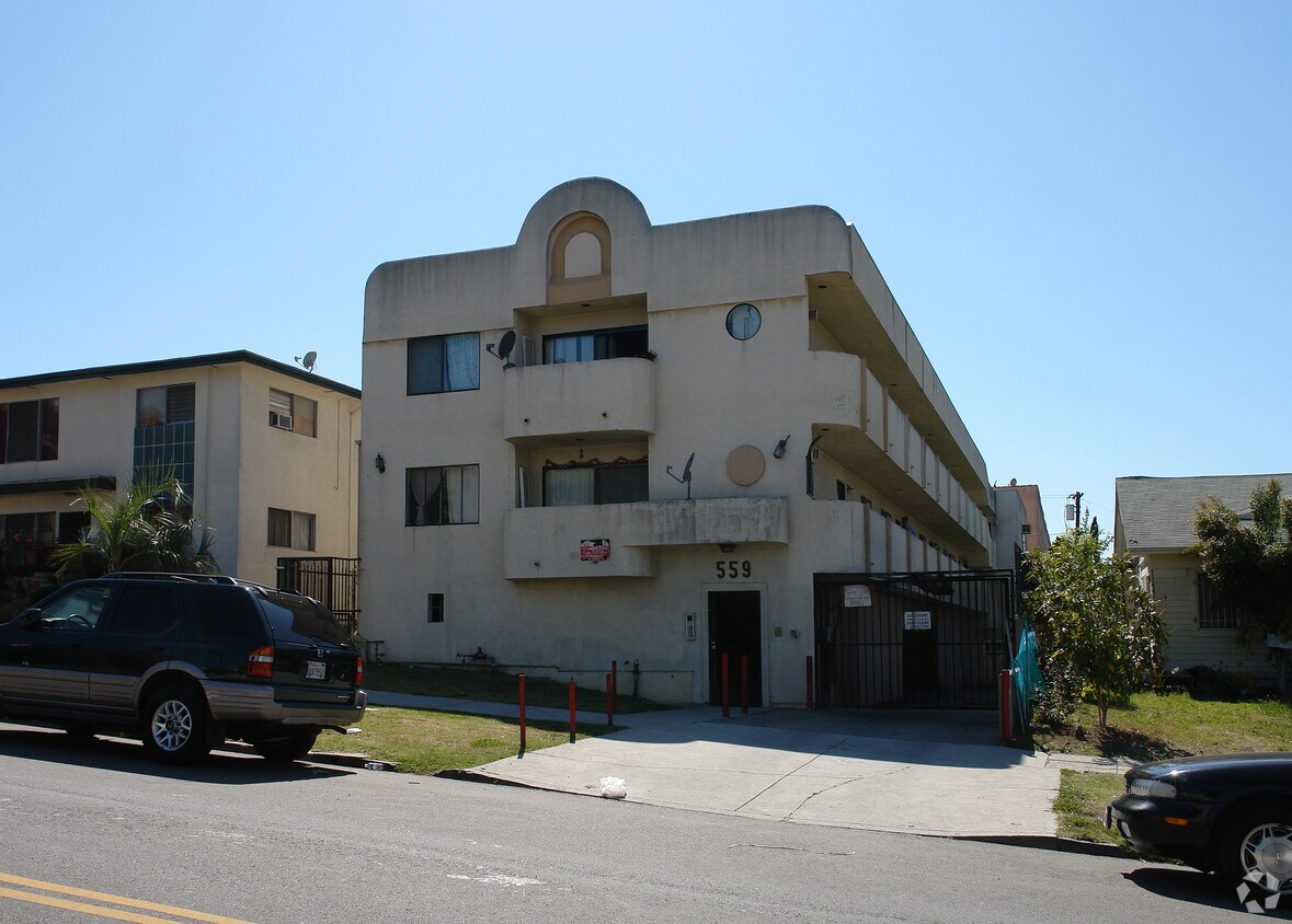 Foto principal - 559 N Ardmore Ave