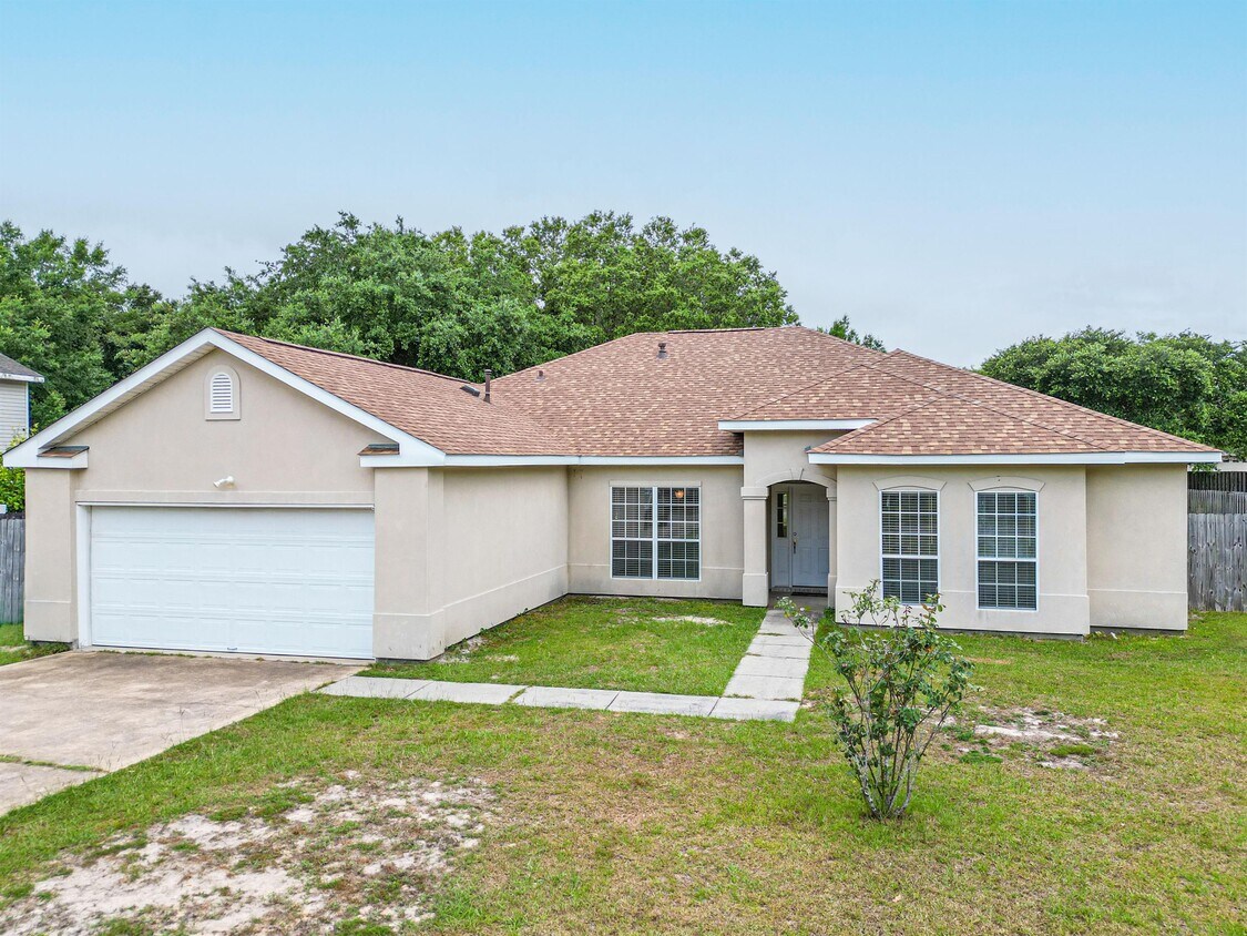 Foto principal - 1214 Merritt Ln
