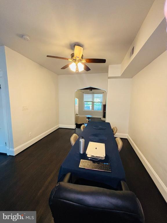 Foto del edificio - 1397 Sheridan St NW