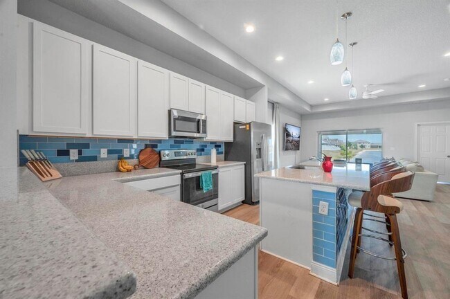 Foto del edificio - 408 Seafoam Cir