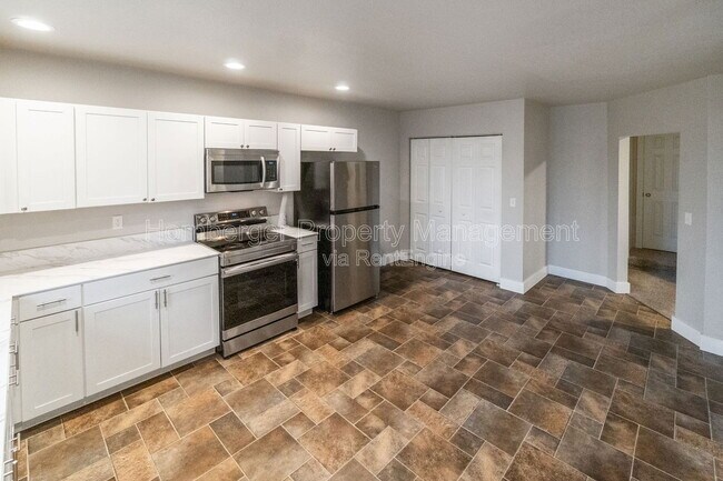 Foto del edificio - 2229 E Boone Ave