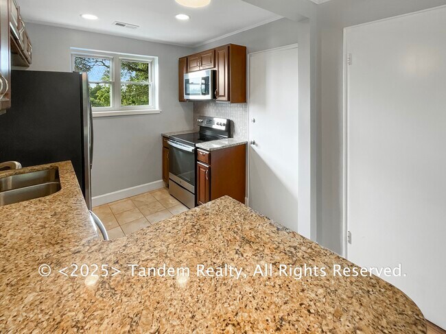 Foto del edificio - 2901 Blair Blvd
