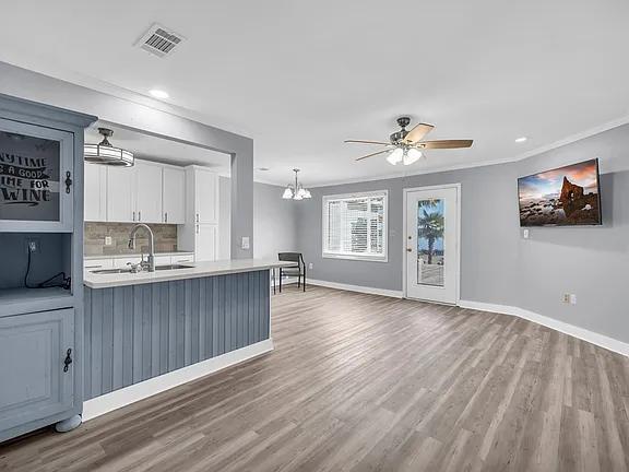 Foto del edificio - 112 Lake Ridge Dr