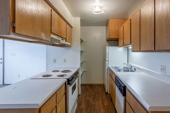 Interior Photo - Cedar Creek Village Apartments and Townhomes