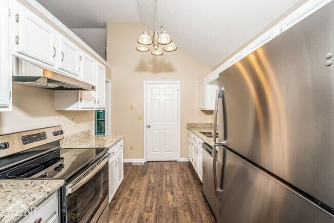 Building Photo - 4617 Brittany Cove